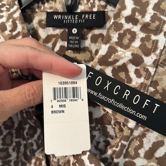 Foxcroft NYC Blouse Button Up Leopard Print Cotton NWT Brown White size 4 - Picture 4 of 6